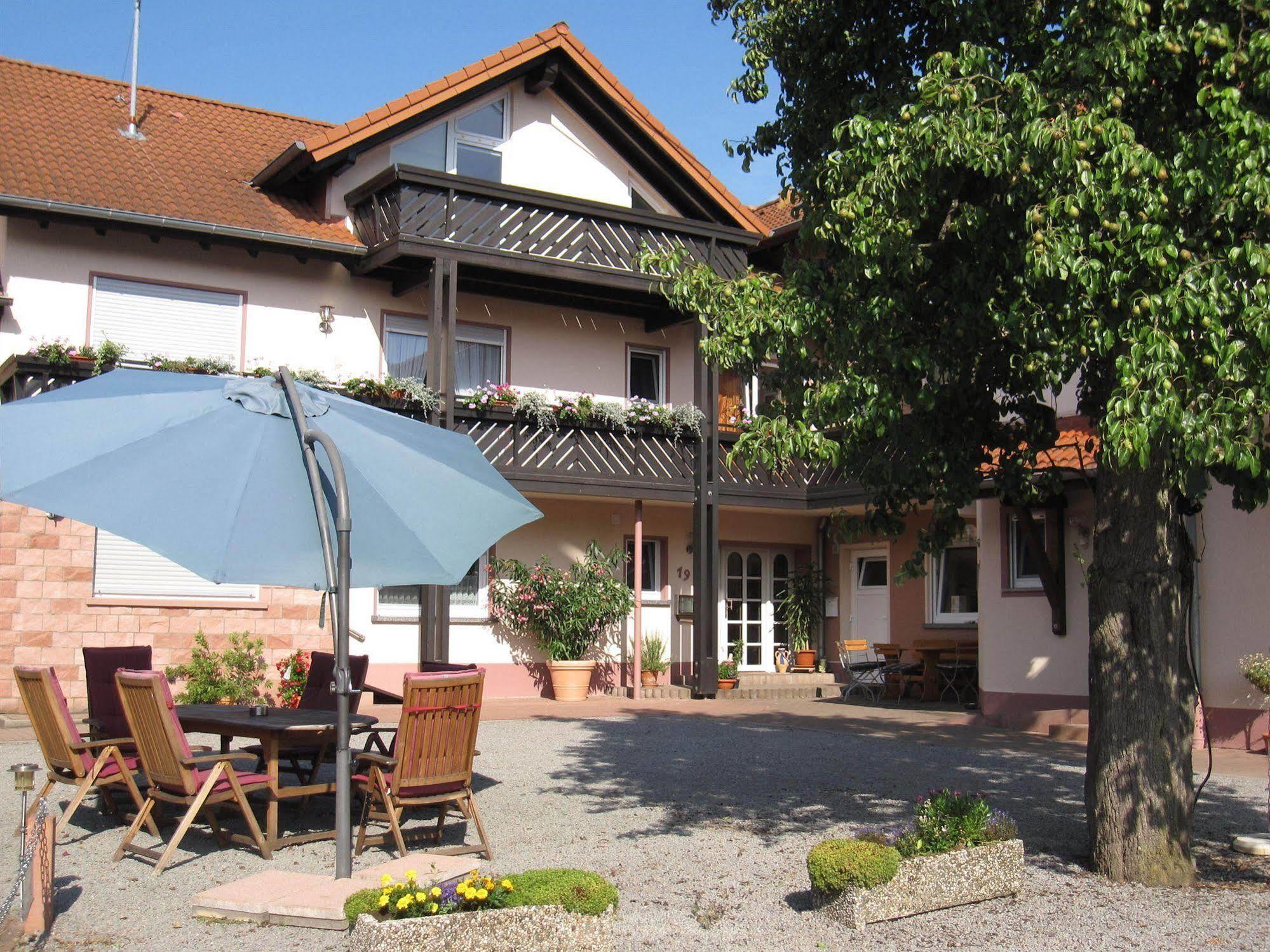 Birnbaumhof - Hotel Pension und Ferienwohnungen Schwedelbach Exterior foto